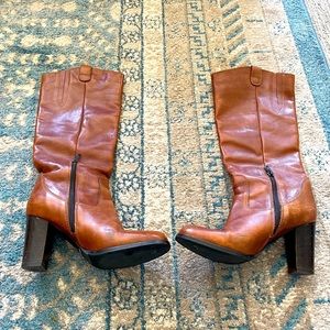 Size 7 genuine leather riding boots